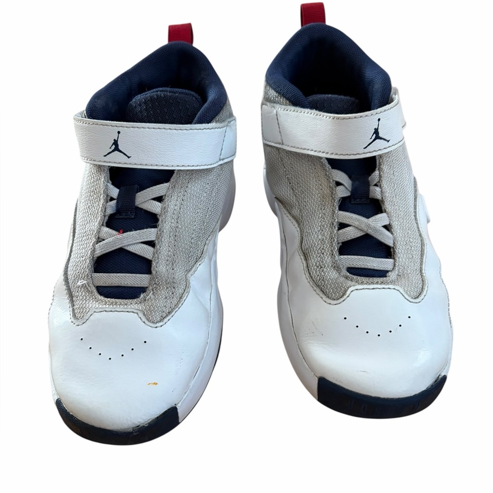 Jordan Max Aura 6